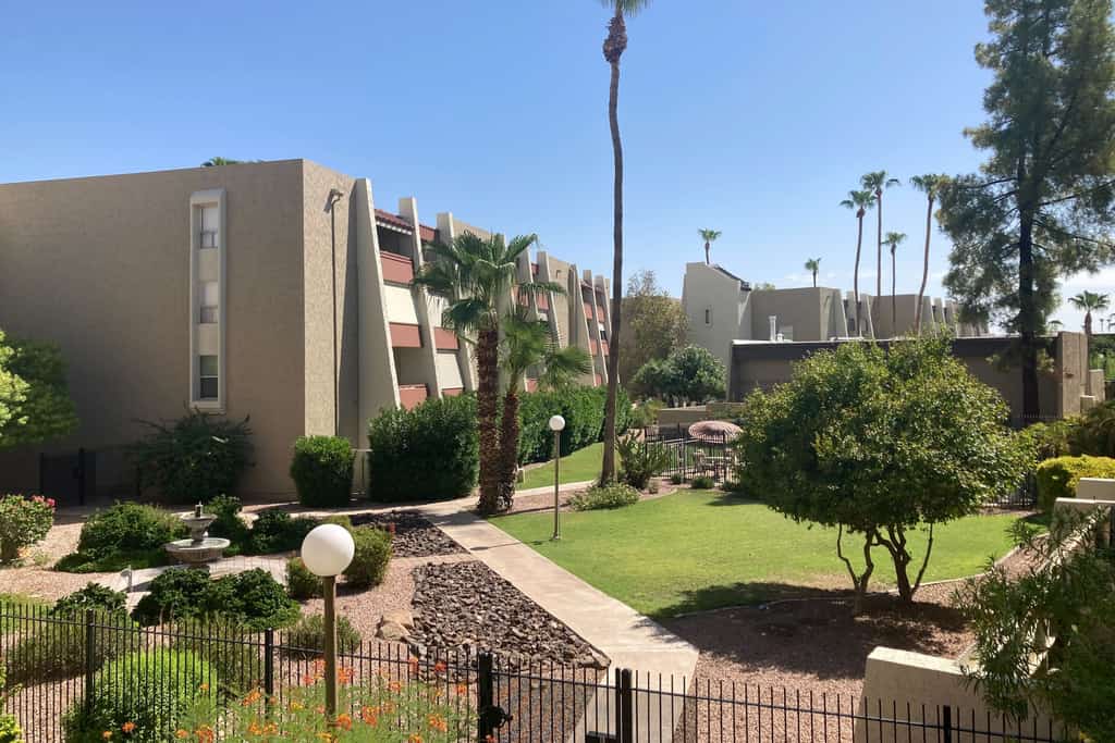 Old Town condo with balcony, pool, spa, grills/picnic area, & W/D