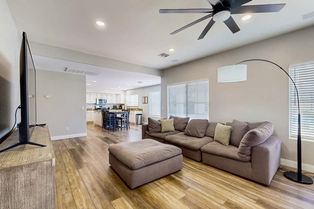 Desert Ridge Retreat