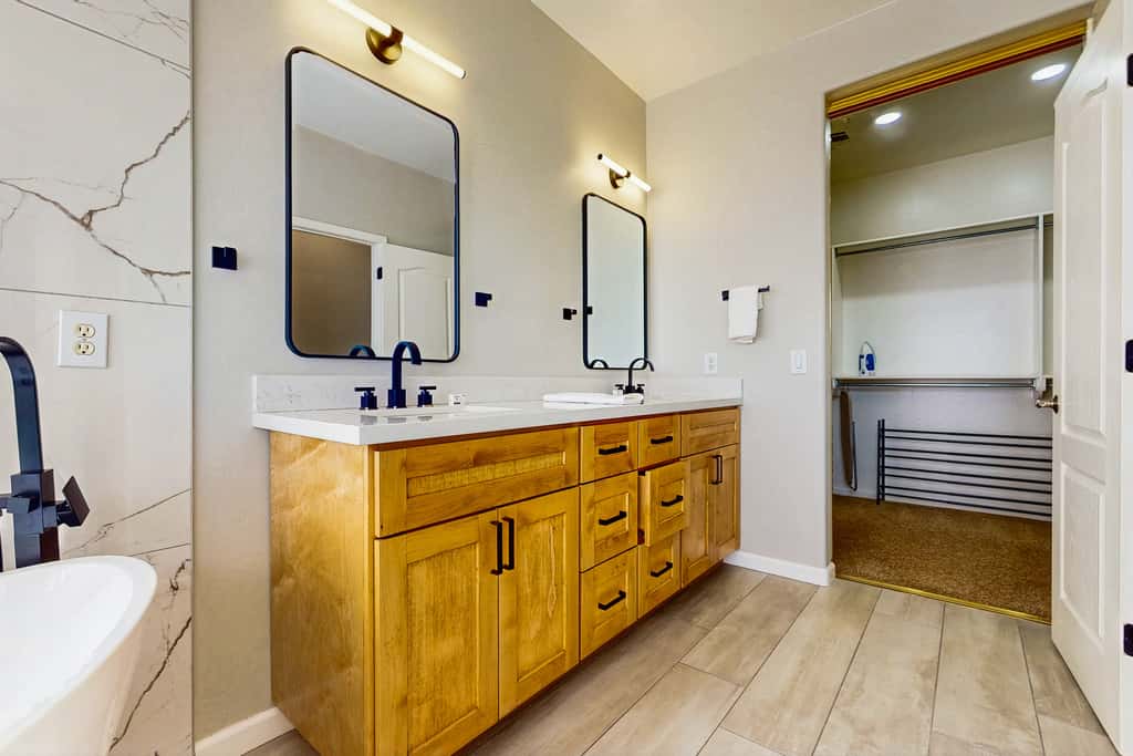 Desert Ridge Retreat
