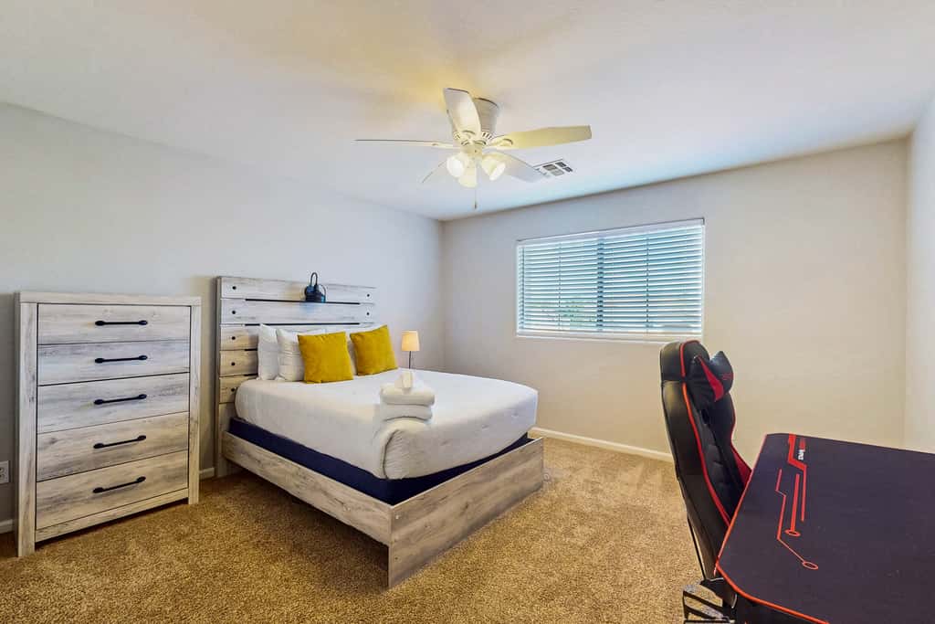 Desert Ridge Retreat
