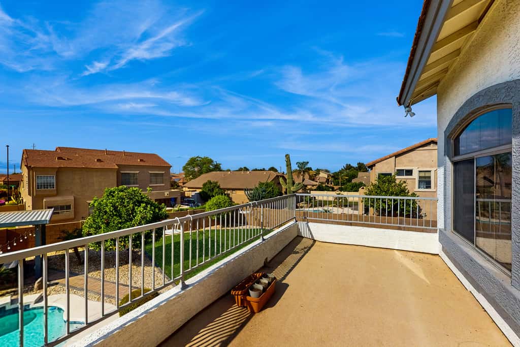Desert Ridge Retreat