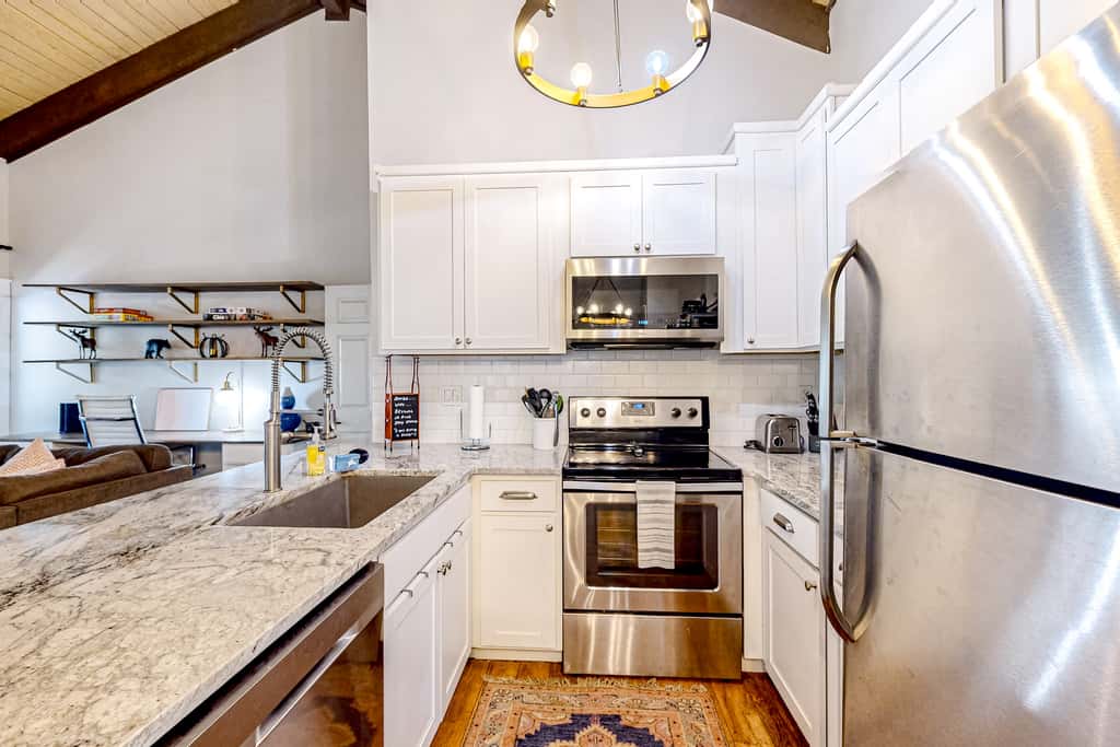 Sway of the Pines, Unit#32A