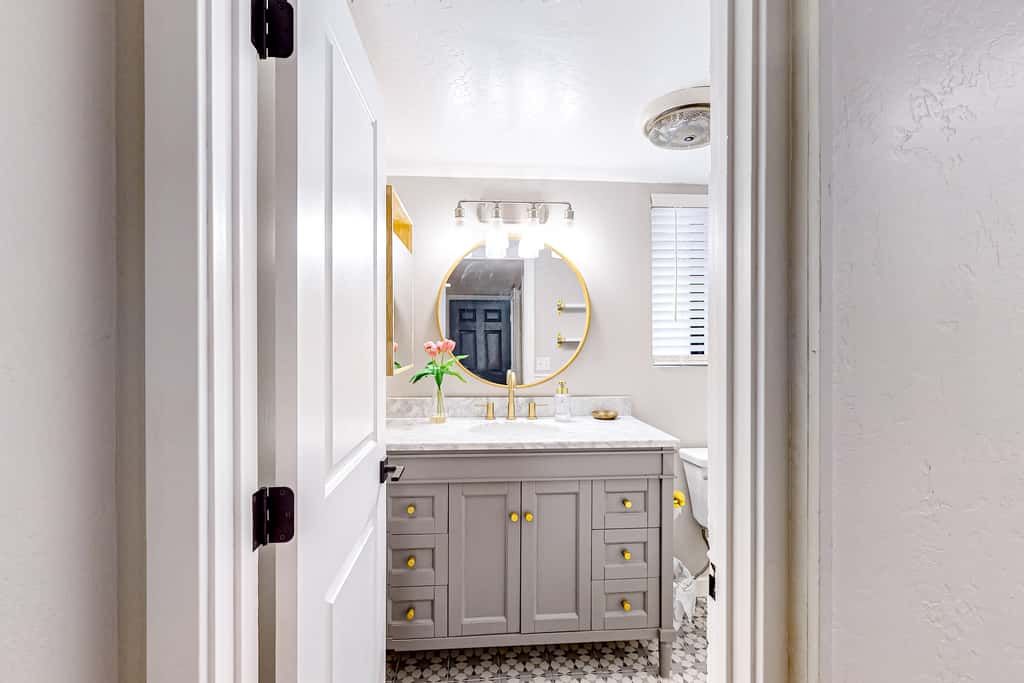 Sway of the Pines, Unit#32A