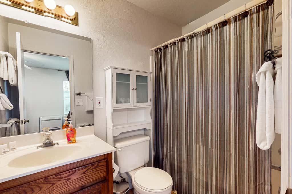Khunu-Wasi White Mountain Hideaway