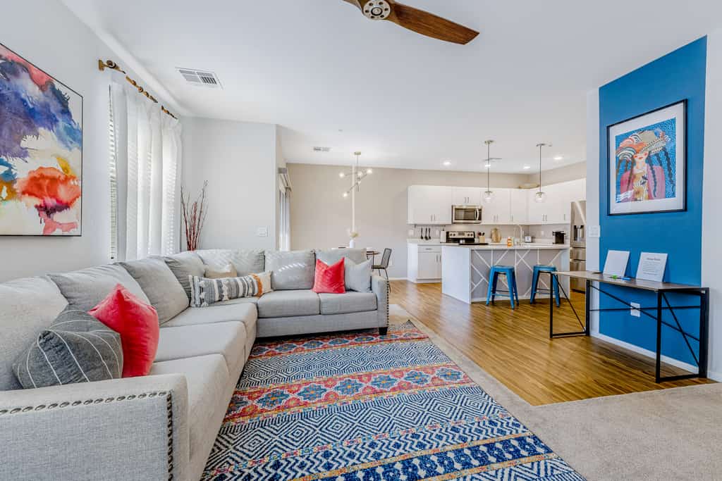 Charming Condo with Central A/C & Washer/Dryer - Shared Pool & Hot Tub