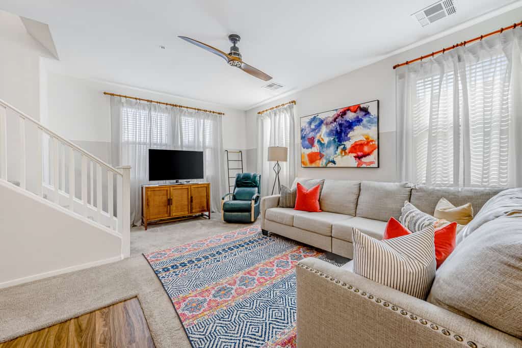 Charming Condo with Central A/C & Washer/Dryer - Shared Pool & Hot Tub