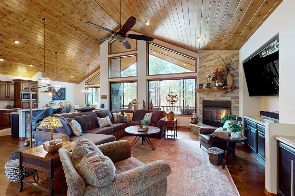 Tranquil Torreon Pines and Fairway Hideaway