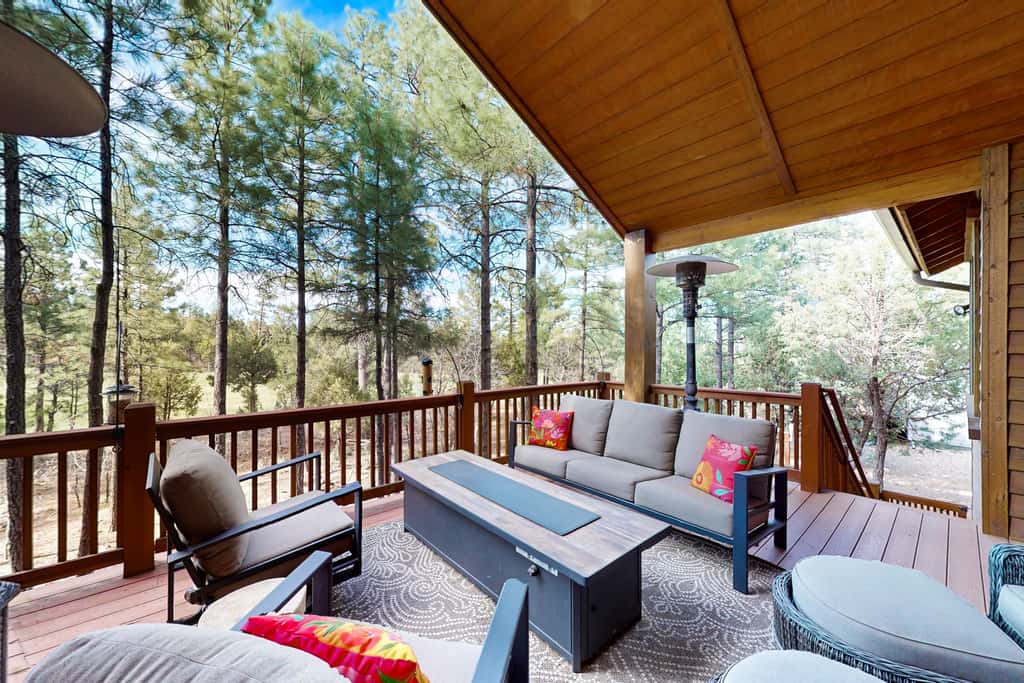 Tranquil Torreon Pines and Fairway Hideaway