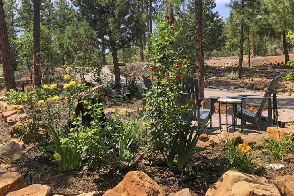 Tranquil Torreon Pines and Fairway Hideaway
