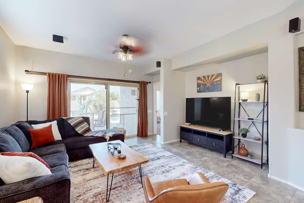 Dog-friendly home with private heated pool, enclosed backyard, patio, grill, W/D