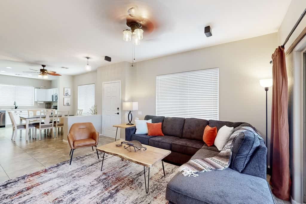Dog-friendly home with private heated pool, enclosed backyard, patio, grill, W/D