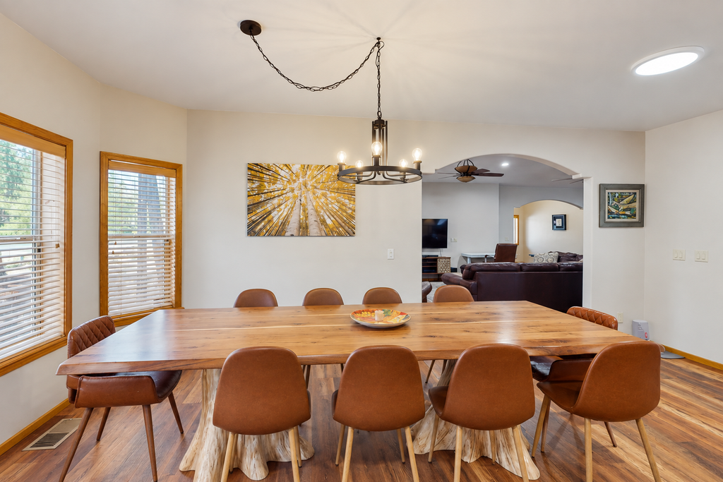 TNT AZ Cabin