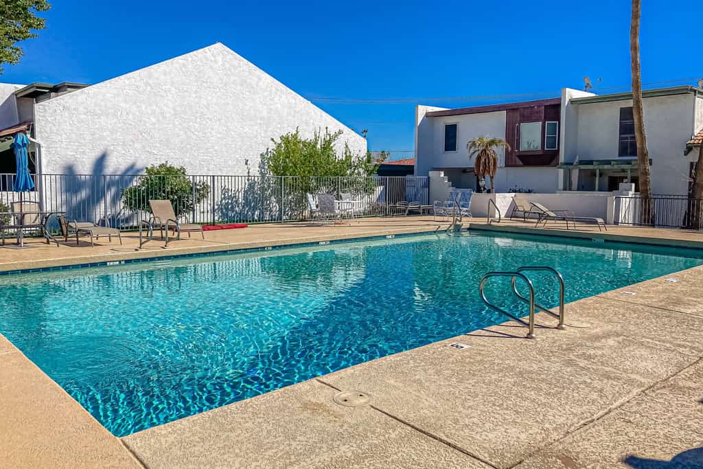 Centrally located retreat with pool, Ping-Pong, balcony, full kitchen, W/D, & AC
