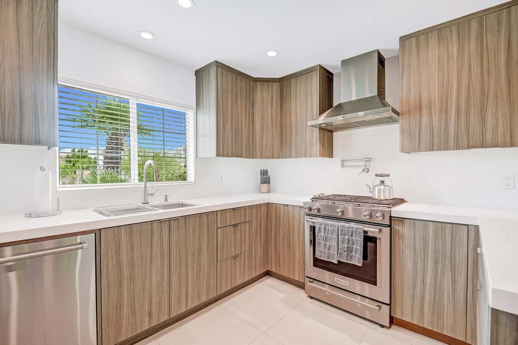 Palm Springs Modern Home - 3972