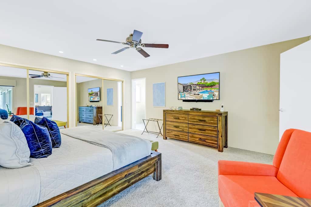 Palm Springs Modern Home - 3972