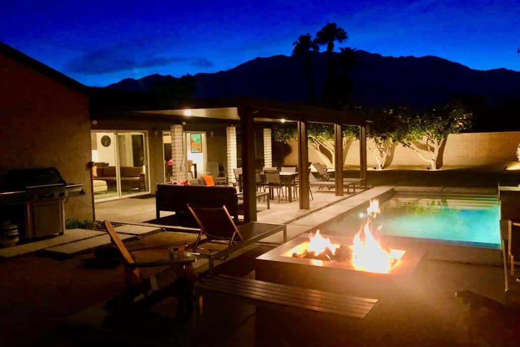 Palm Springs Modern Home - 3972