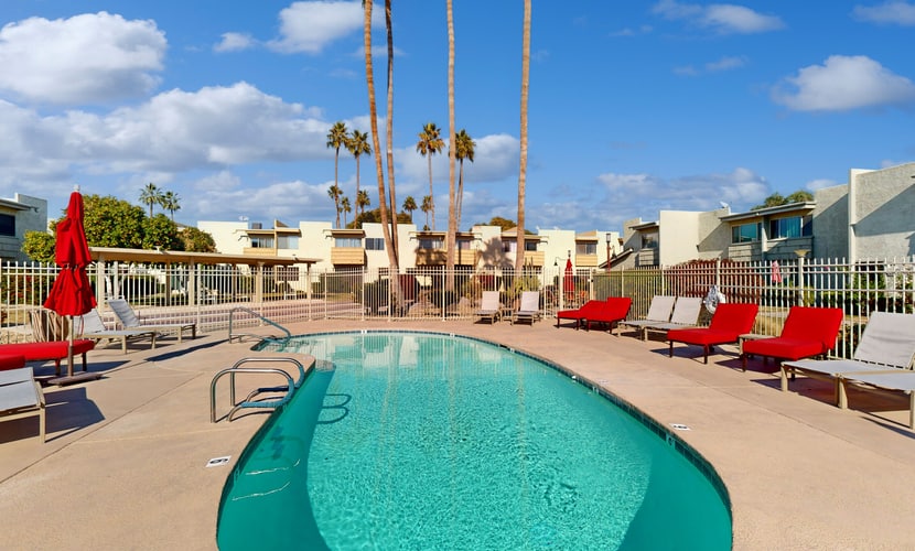Fully remodeled condo near Fashion Square with pool, fireplace, patio, streaming