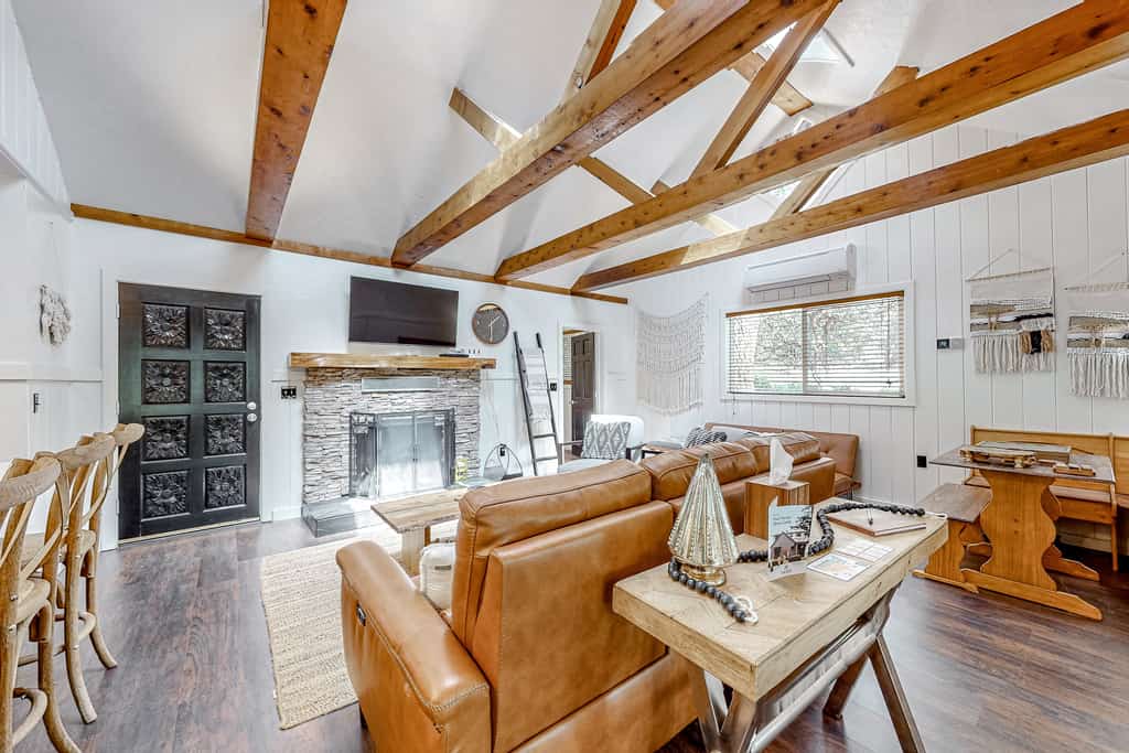 Dog-friendly, renovated home with fireplace & amazing deck