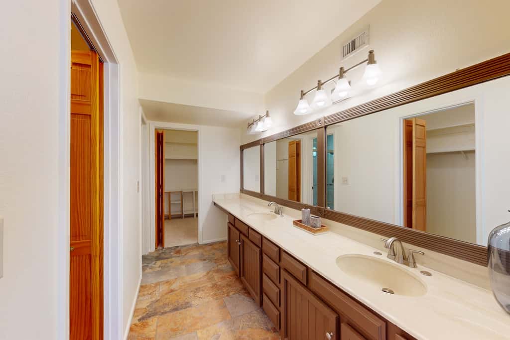 The Adobe Hideaway