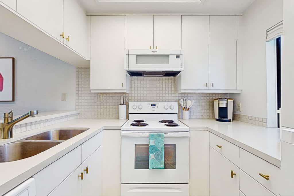 Modern & Breezy