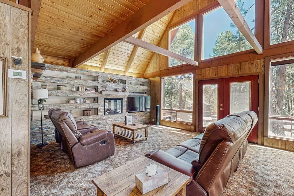 A-Frame Home w/ large deck, bbq grill, foosball table, & EV charger