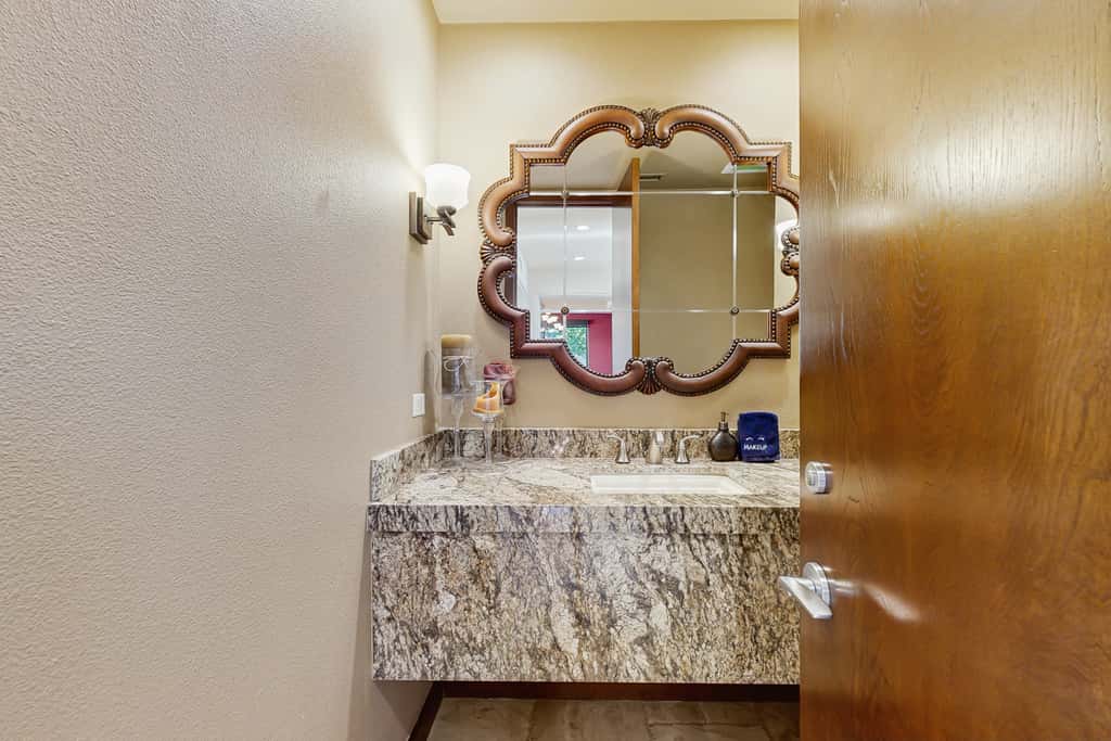 Escape to Luxury at PGA West-067092