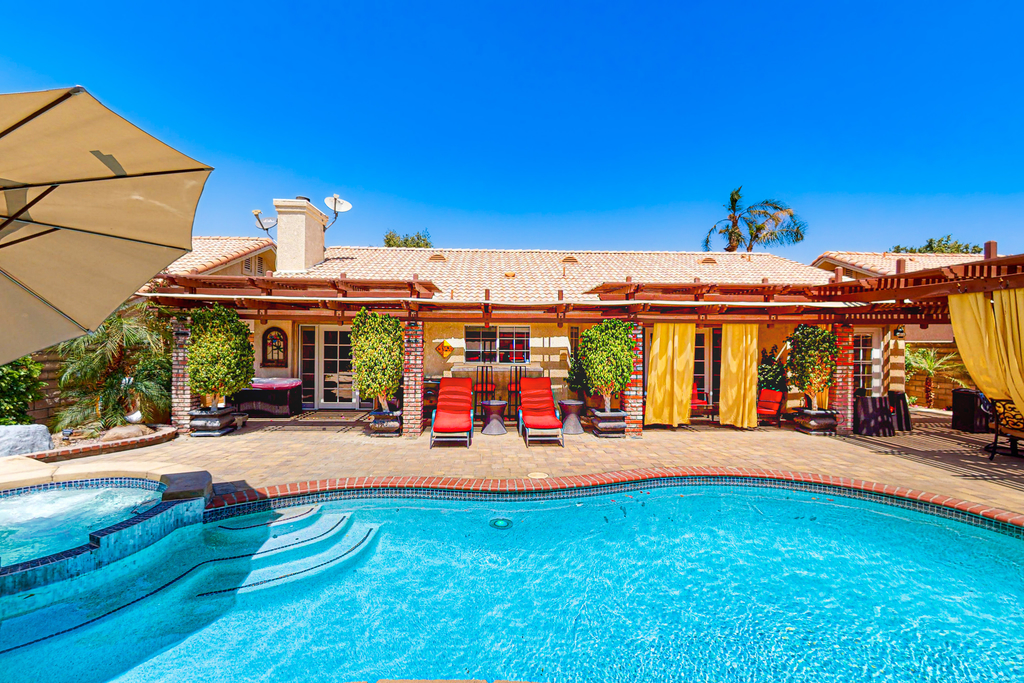 Escape To La Quinta