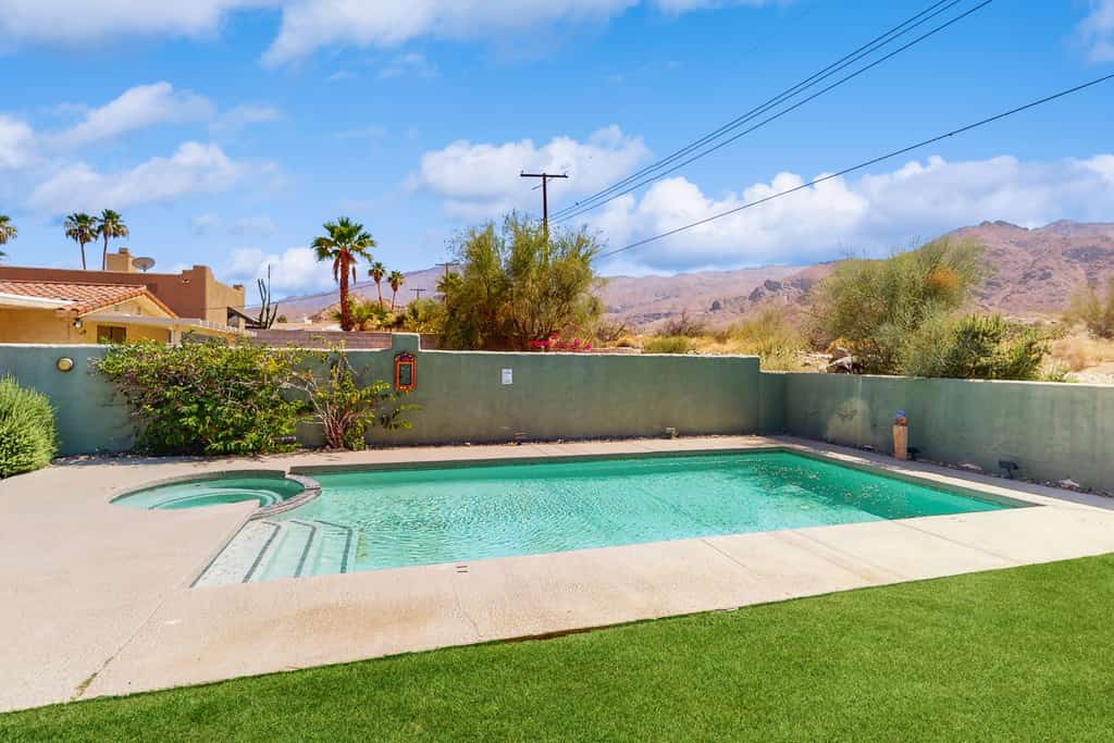 Family-Friendly Desert Home w/ Mountain Views & Private Pool - 3BR - #110400