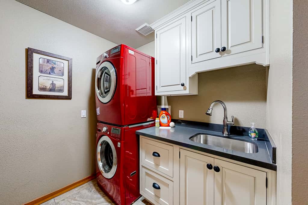 Flagstaff Fantasy - Entire Property