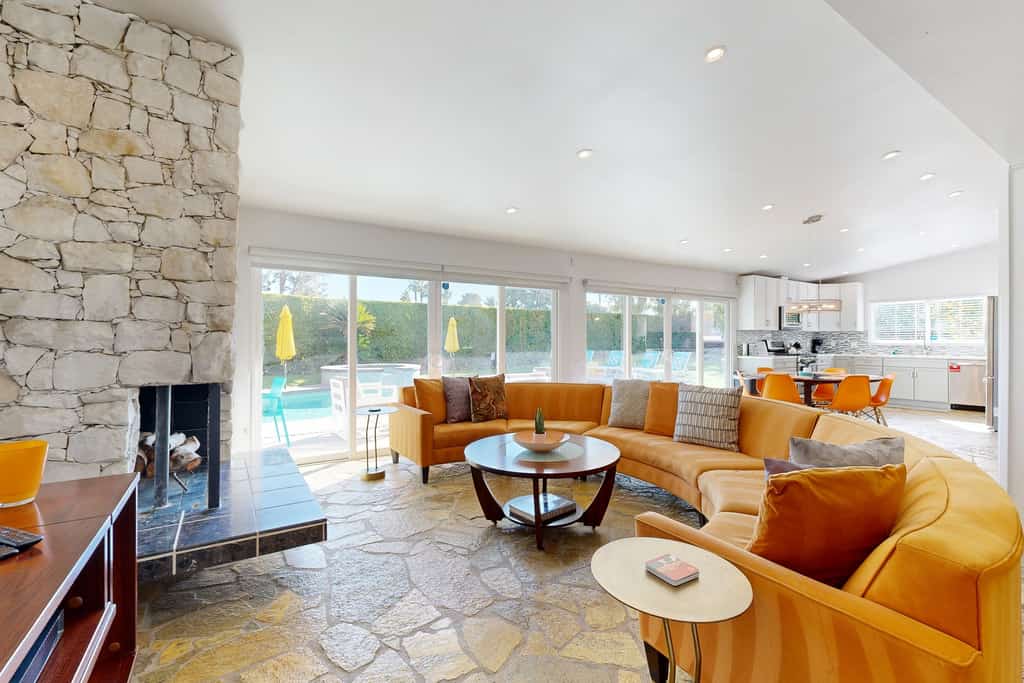 Retro style dog-friendly home with private pool/spa, firepit & on-site golf