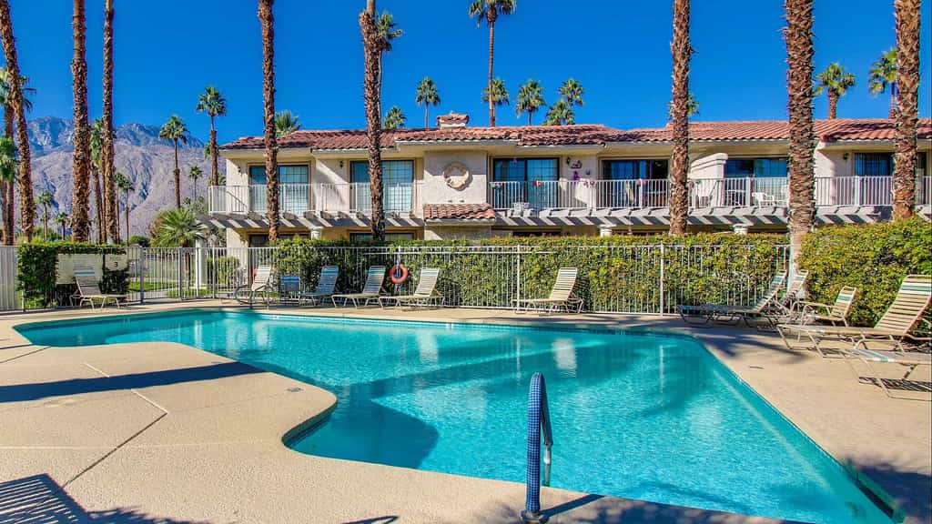 Classic condo with gated entrance, mountain views & grill - dog-friendly