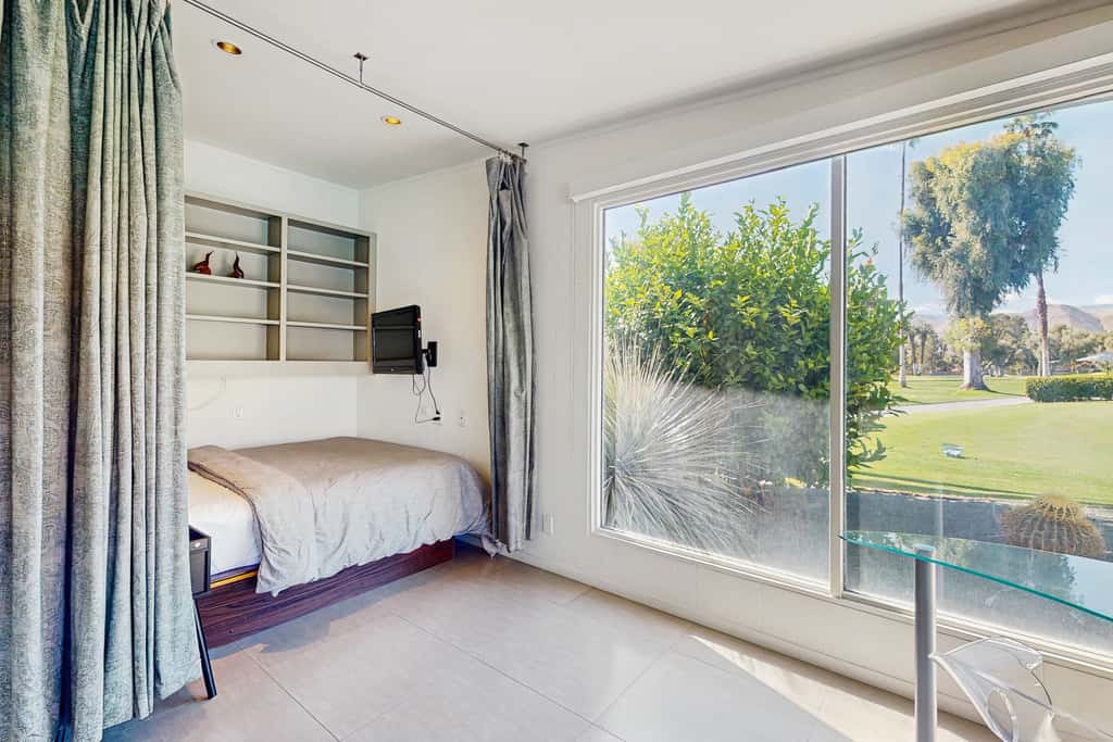 Mod Reflections at Tamarisk