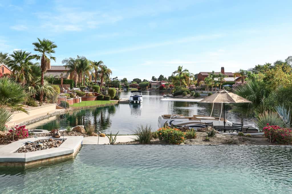 Luxury on the Lake Rancho Mirage