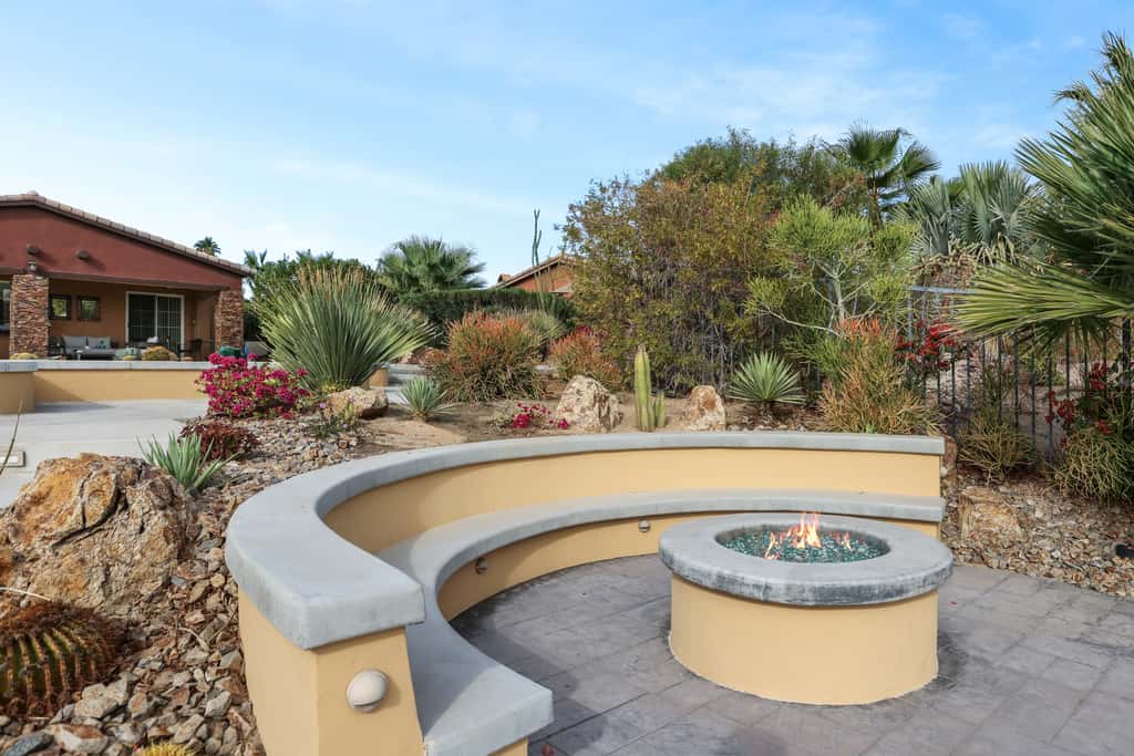 Luxury on the Lake Rancho Mirage