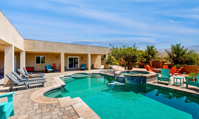 Painted Hills desert retreat with 5-acre compound with saltwater pool & spa