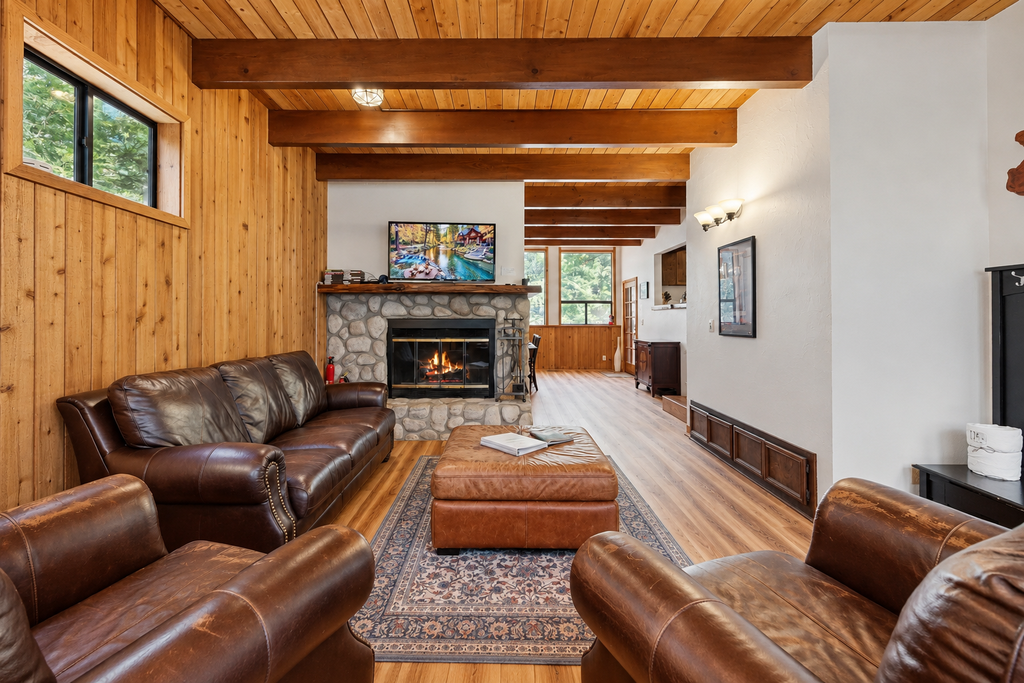 Strawberry Creek Cabin