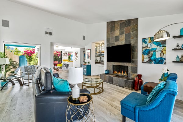 Newly Renovated Gorgeous Pet-friendly with private pool/spa