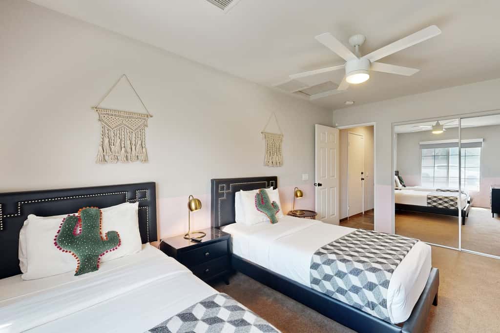 Deerbrook Manor