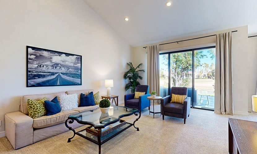 Golfers Delight Lake-View Condo on PGA West Course - Pool & Spa