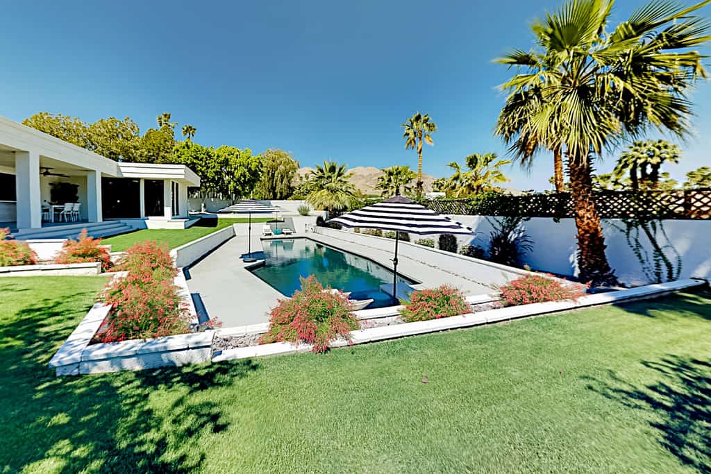 Mountain-View Haven with Pool, Peloton, Luxury Oasis near El Paseo