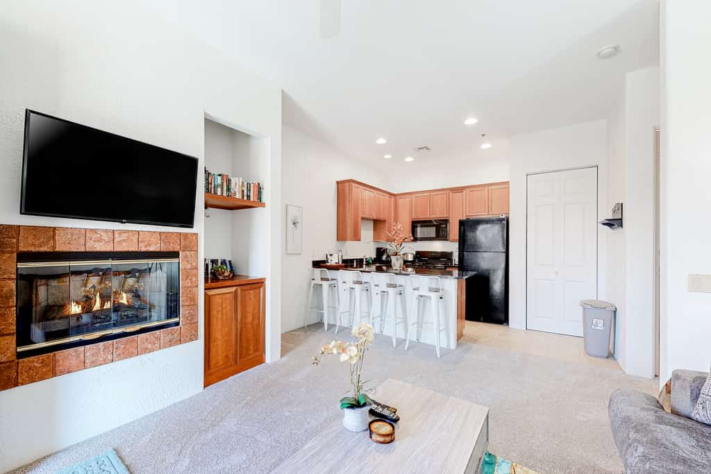 2nd-Floor Condo with Central AC, Shared Pool - ​#LIC-260042