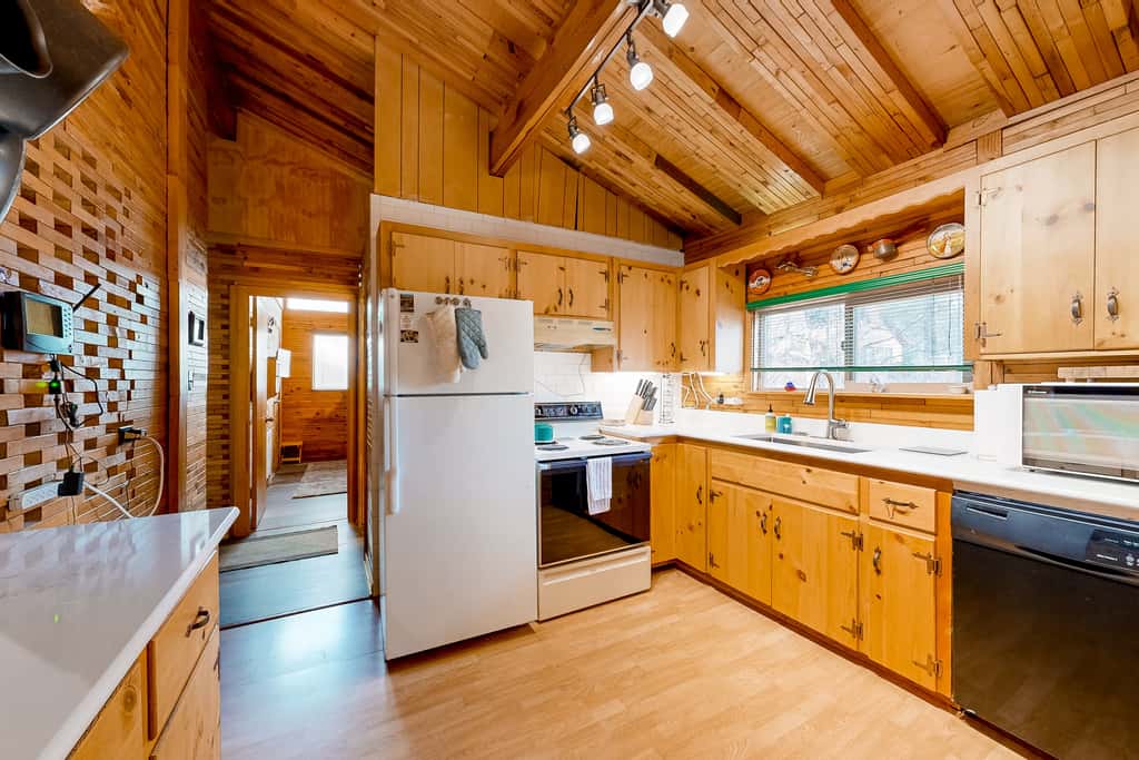 Caribou Cabin