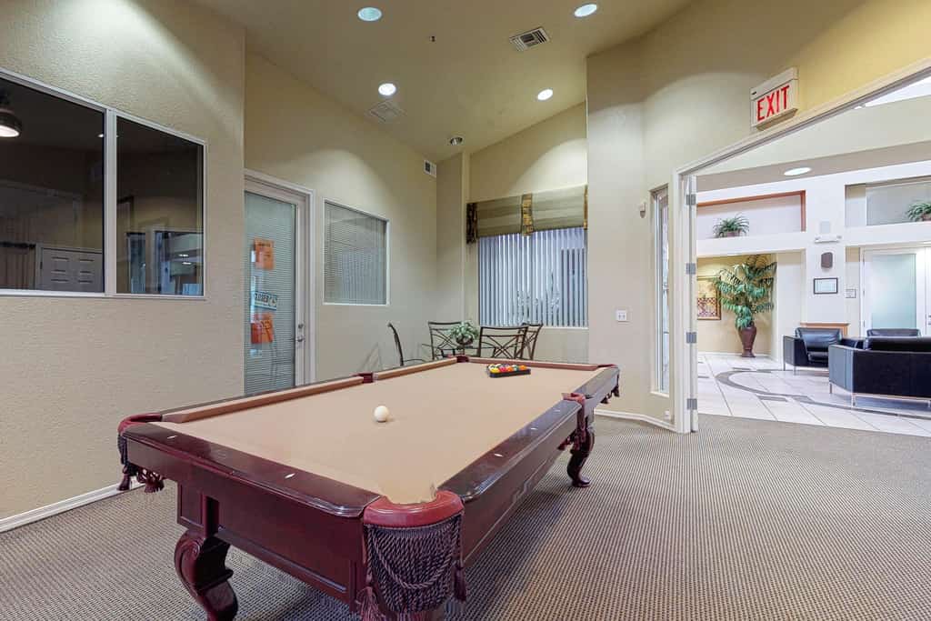Inviting Condo w/ a Shared, Heated Pool, Hot Tub, Fitness Room & Sauna