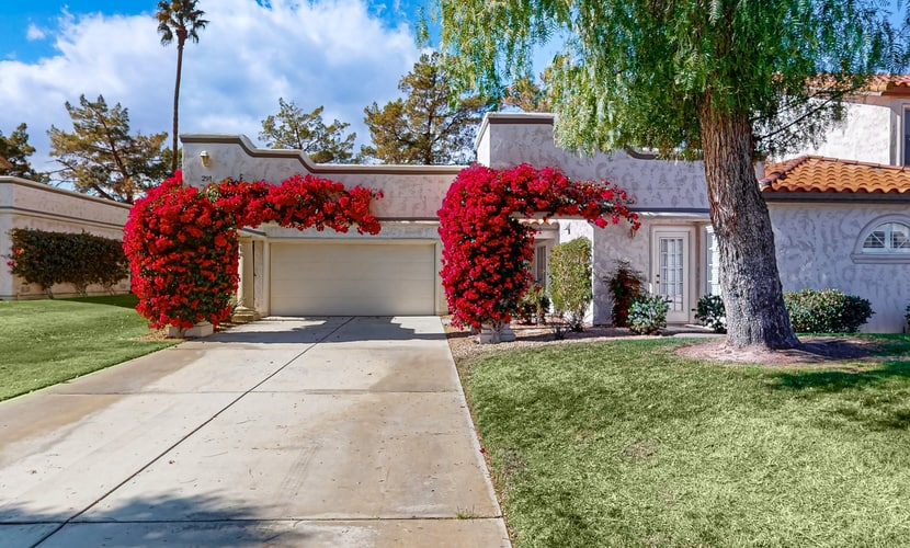 Stunning Condo with Mountain & Golf Course Views - Resort-Style Amenities