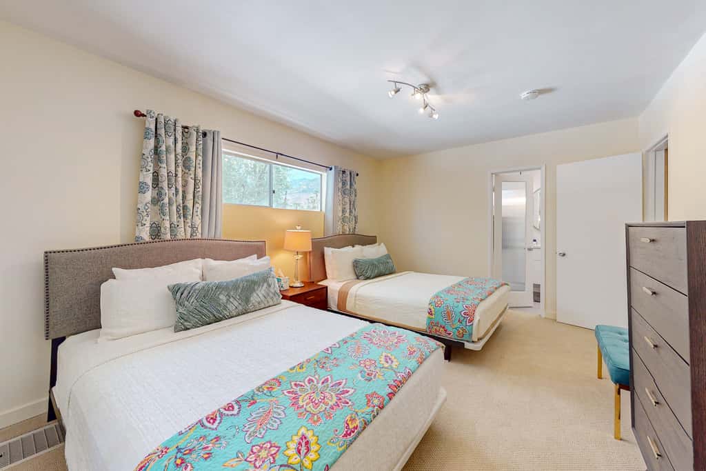 Twin Palms Modern