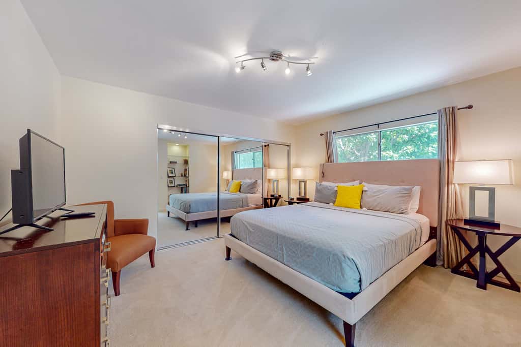 Twin Palms Modern