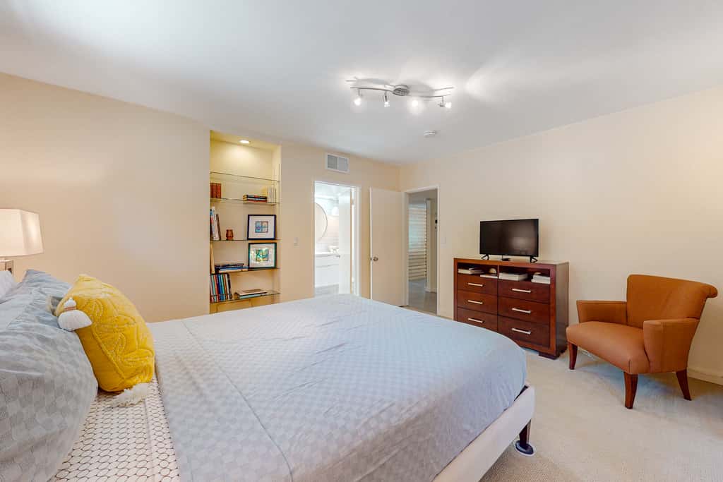 Twin Palms Modern