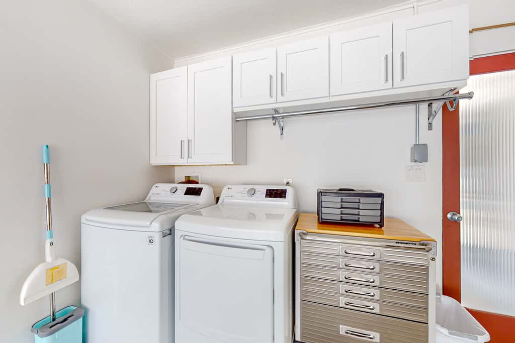 Twin Palms Modern