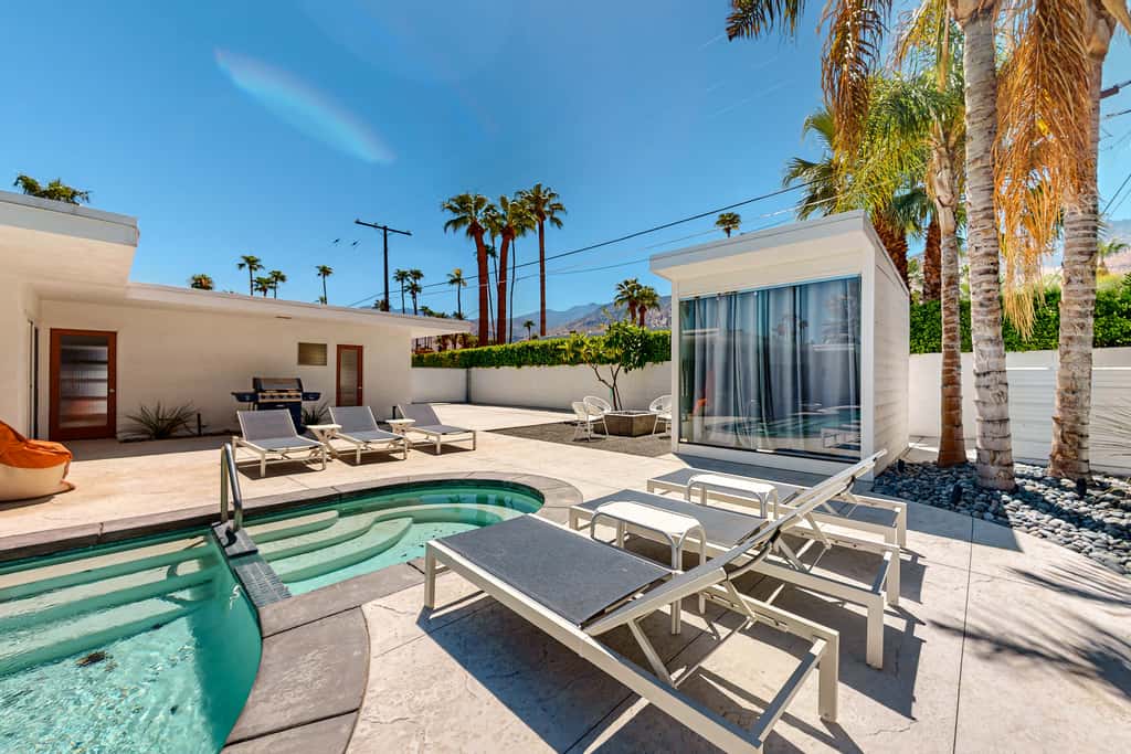 Twin Palms Modern