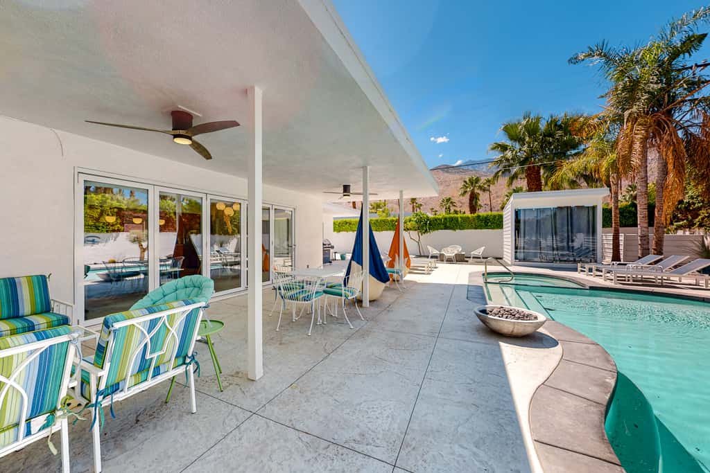 Twin Palms Modern